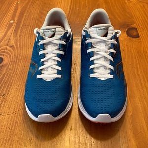 Men’s Size 12 Saucony Kinvaras - Brand New